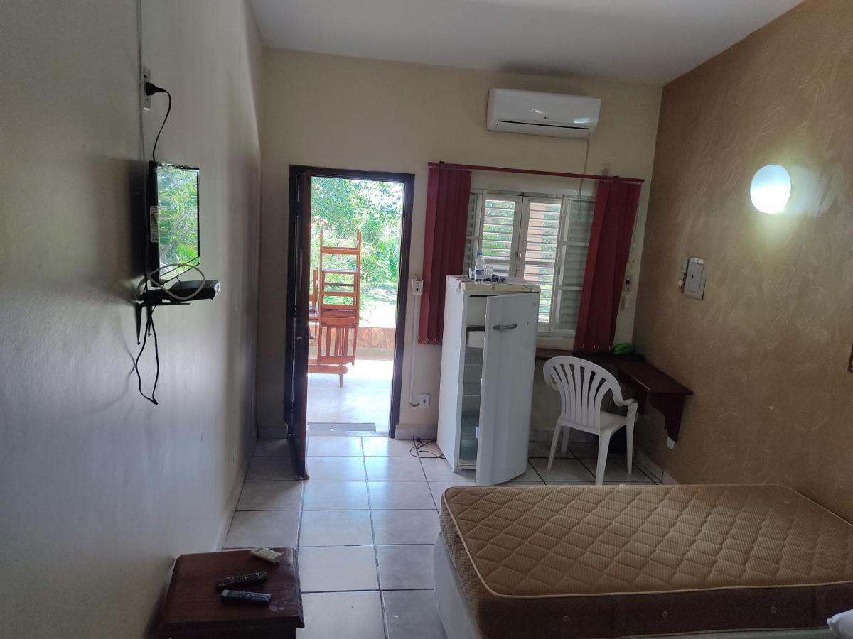 Hotel Pesqueiro Anzol De Ouro Ladario Exterior photo