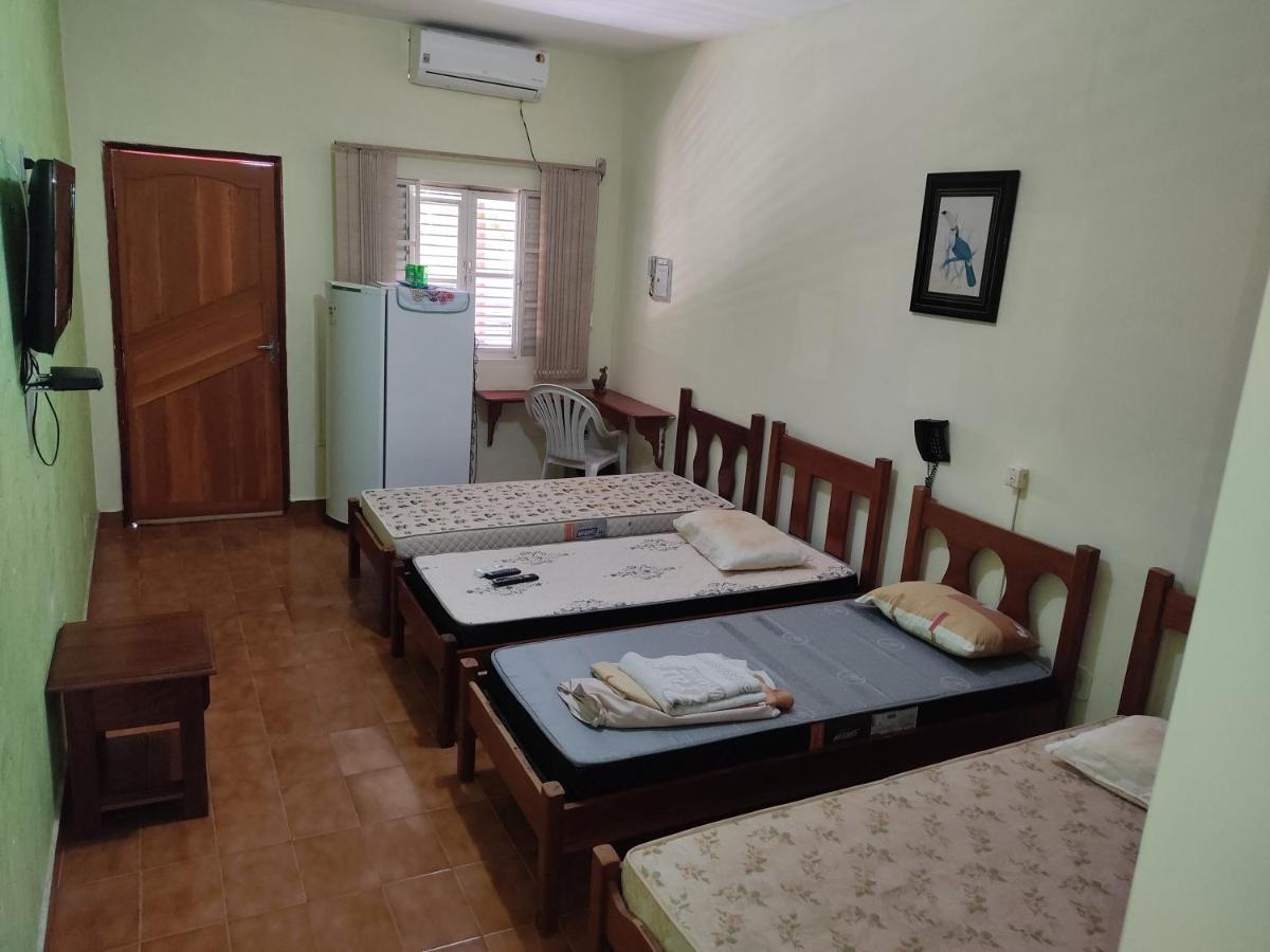 Hotel Pesqueiro Anzol De Ouro Ladario Exterior photo